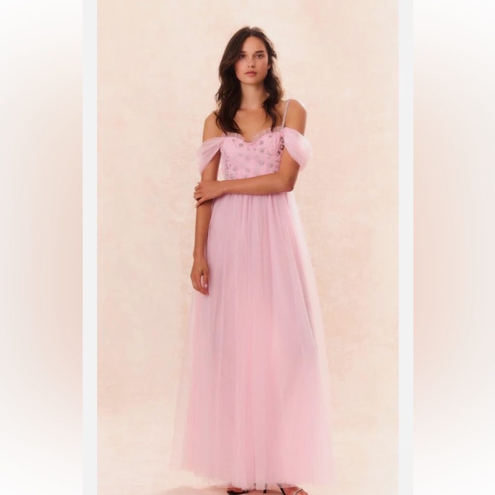 Elegant Pink Off-Shoulder Tulle Maxi Dress